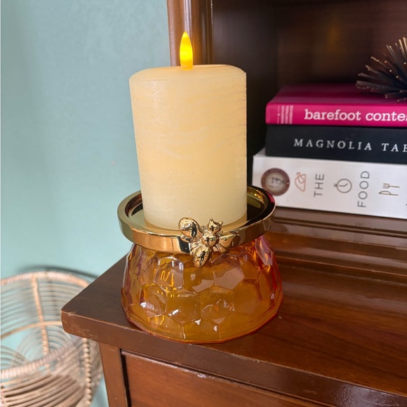 Bath & Body Works Honeycomb Bee 3-Wick Candle Holder Gold & Amber - Picture 5 of 5